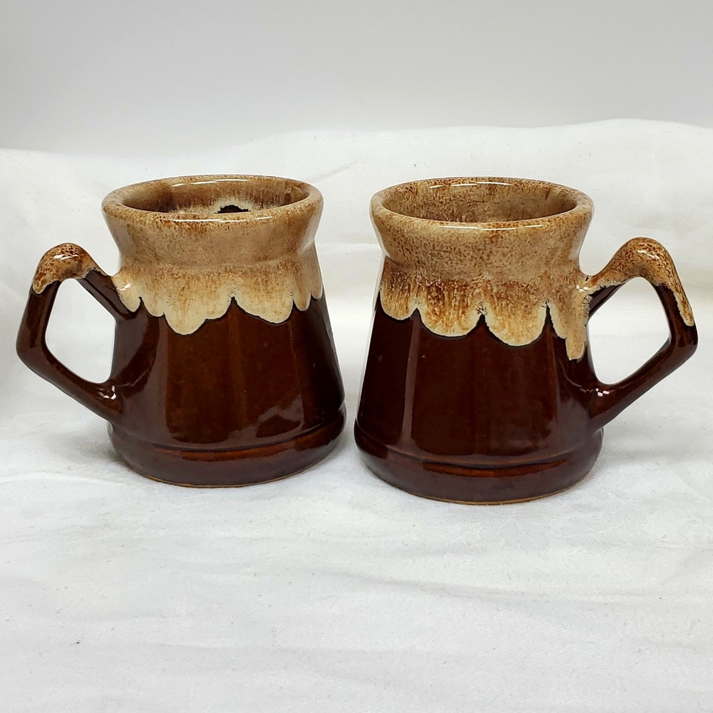Vintage/ retro set of 2  ceramic brown drip glazed mugs Japan